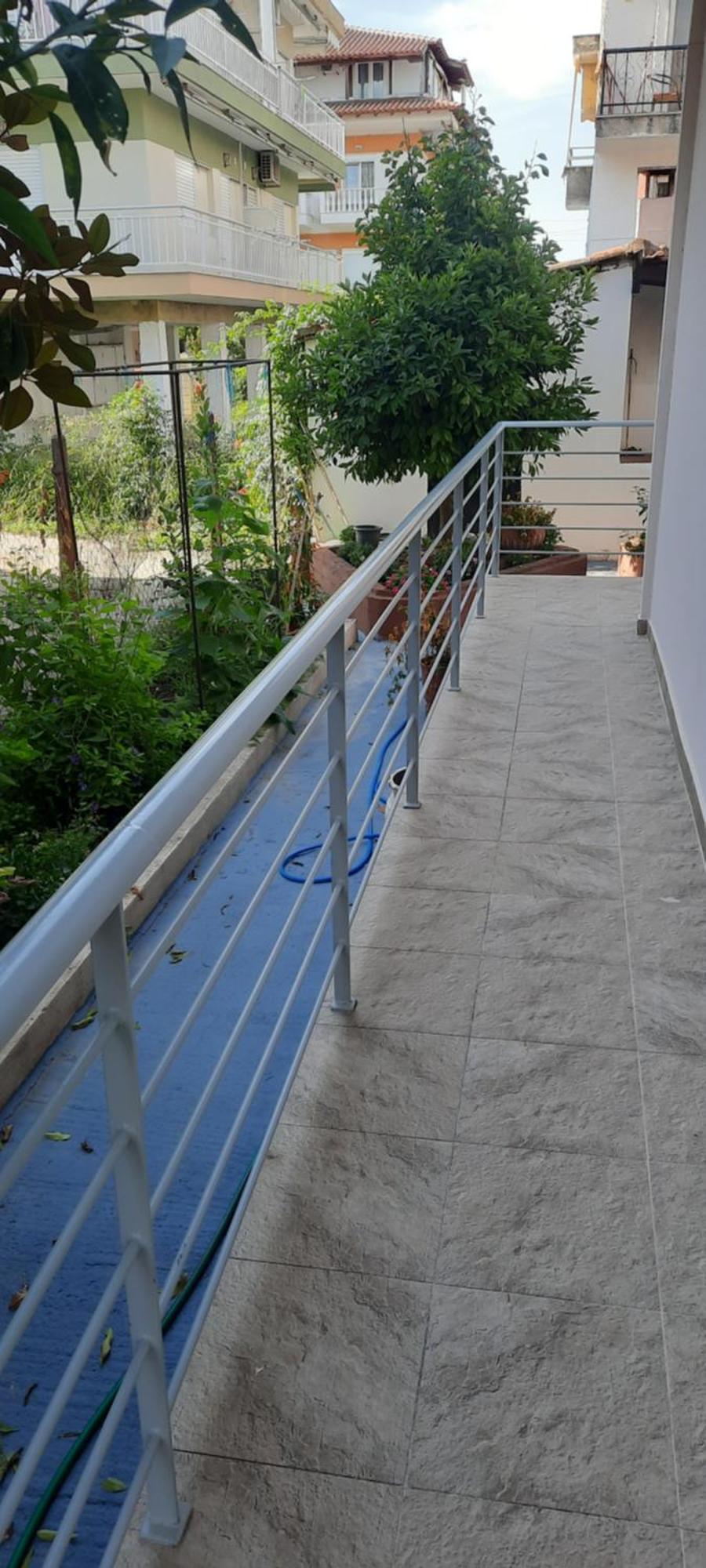 Seaside Family Apartment In Paralia Dionisiou Екстериор снимка